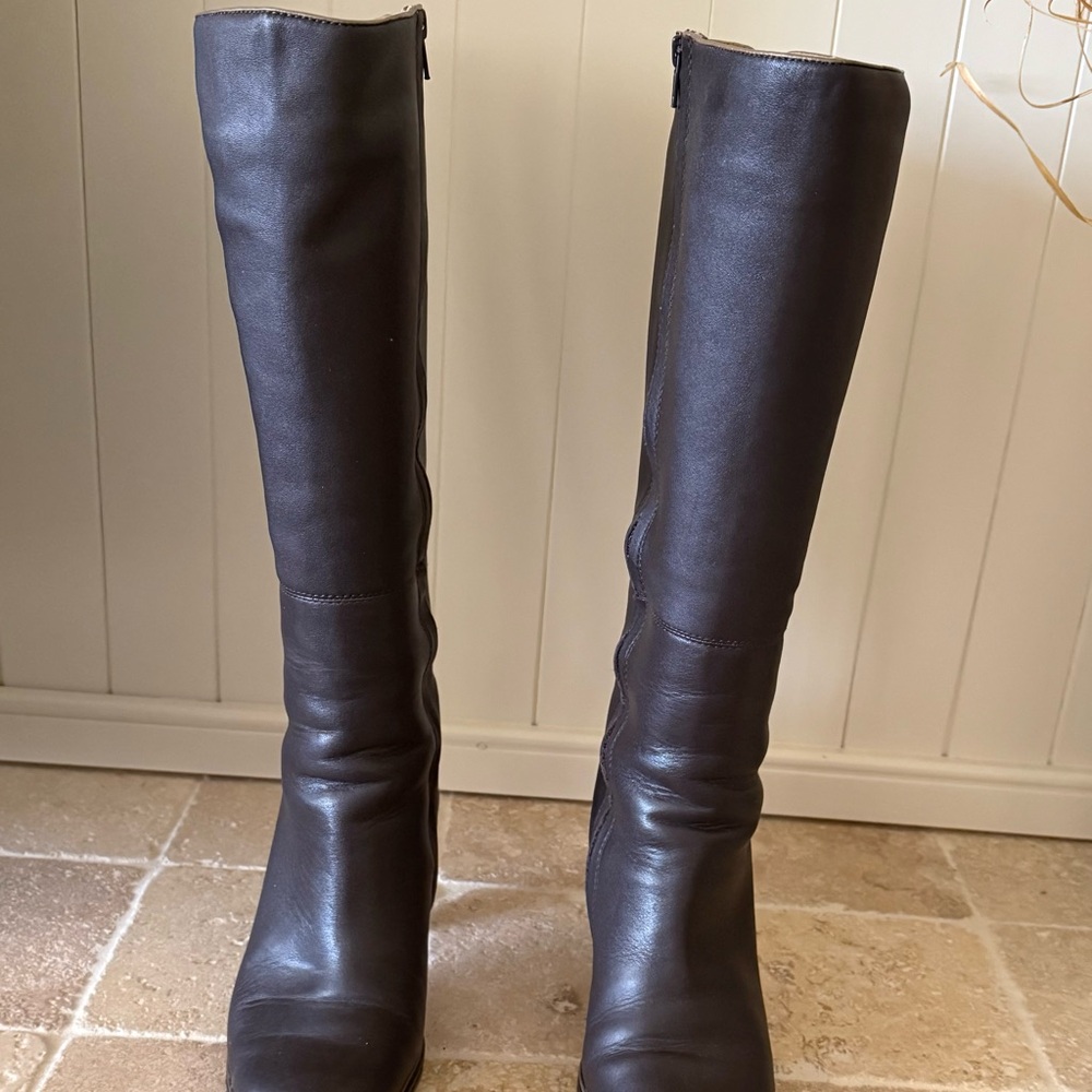 Sofft Tyla Chocolate Dark Brown Knee-High Boots with 2.5” Heels